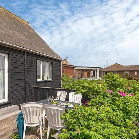 Three-bedroom In Ulfborg * Thorsminde
